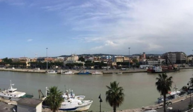 Casa sul fiume a due passi dal mare