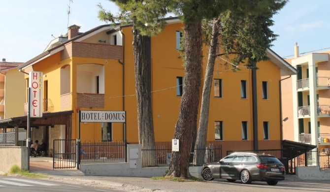 Hotel Domus