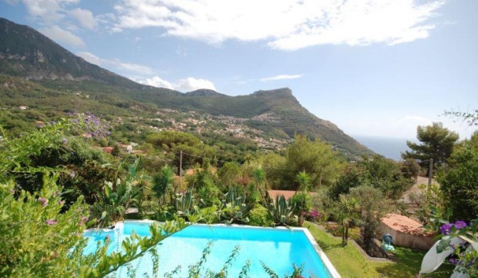 Maratea Villa Sleeps 11 Pool Air Con WiFi