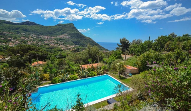 Maratea Villa Sleeps 11 Pool Air Con WiFi