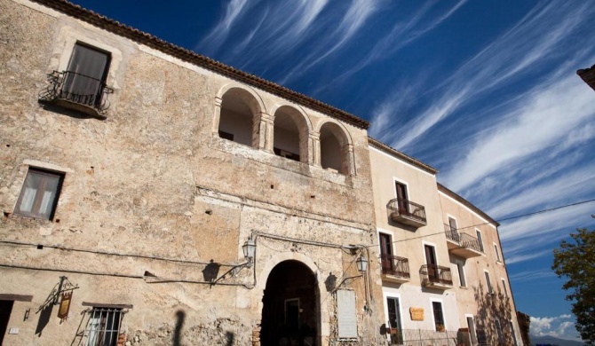 Castello di Altomonte