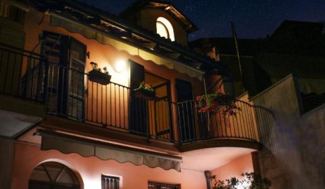 Casa Caroli - intera casa ad Alba, LANGHE UNESCO