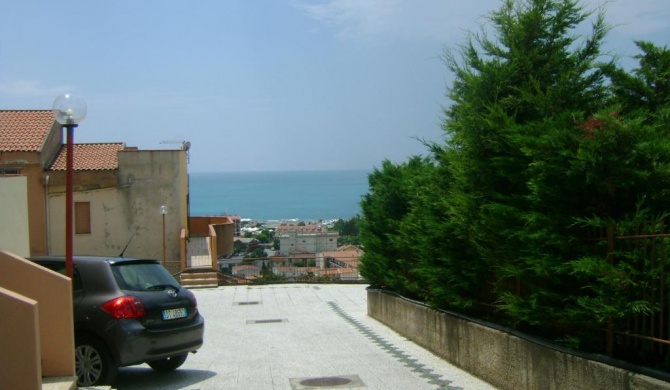 Appartamento con vista mare