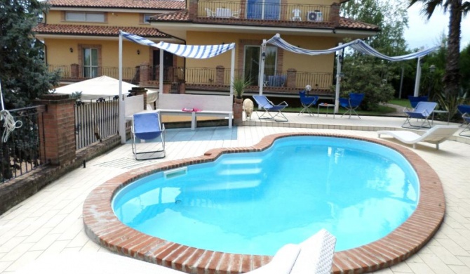 Bed and Breakfast Villa Algi